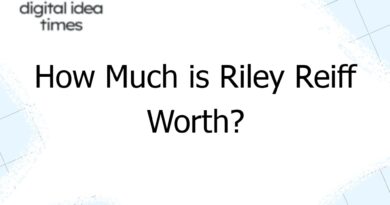 how much is riley reiff worth 7699